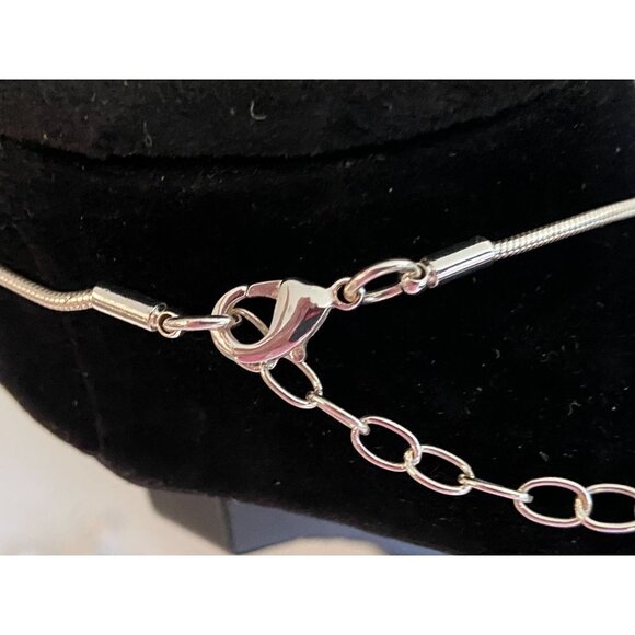 Napier Black Leather Teardrop Silver Tone Filigree Pendant Necklace and Earrings - Picture 6 of 9